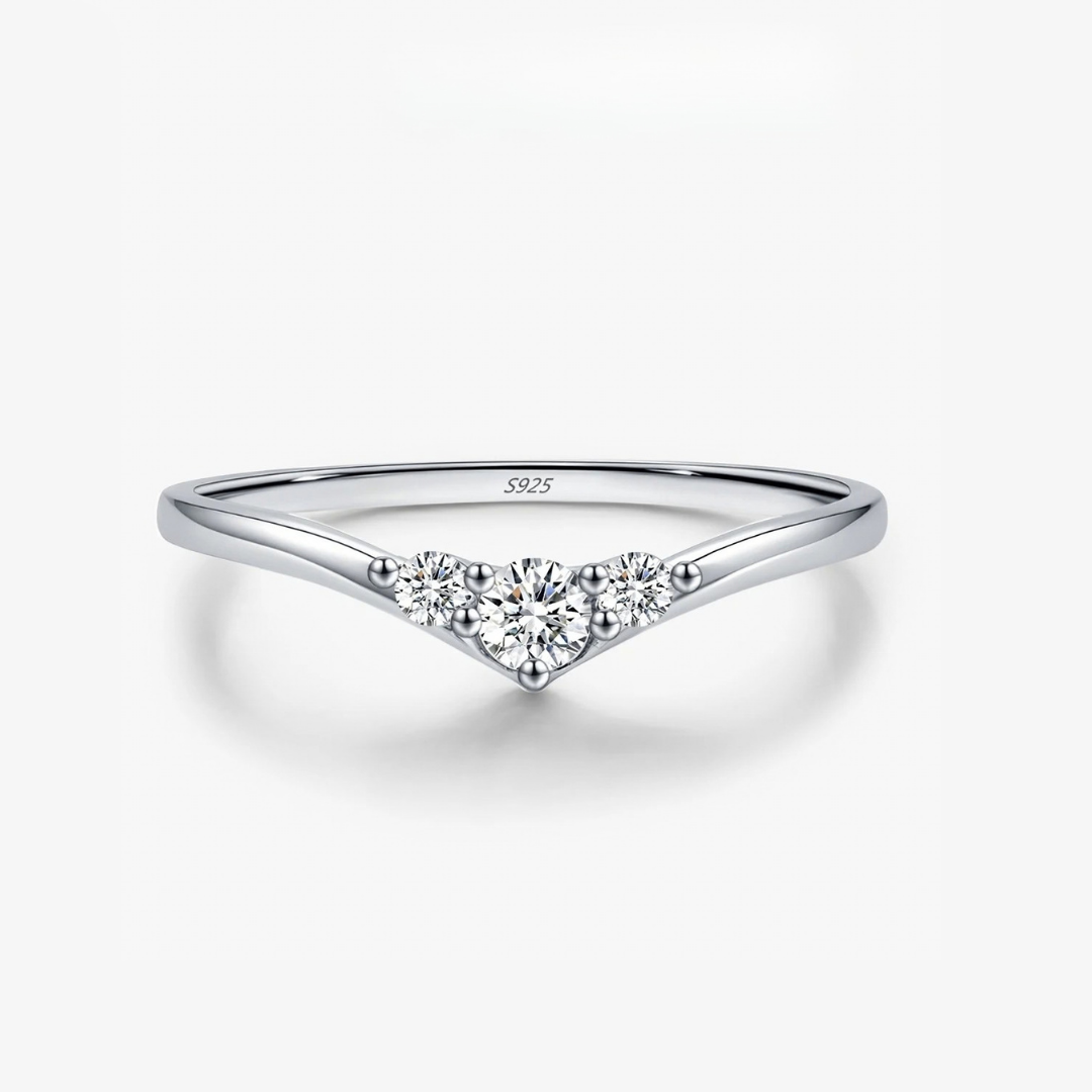 Graceful Trio Ring 925 Sterling Silver and Moissanite