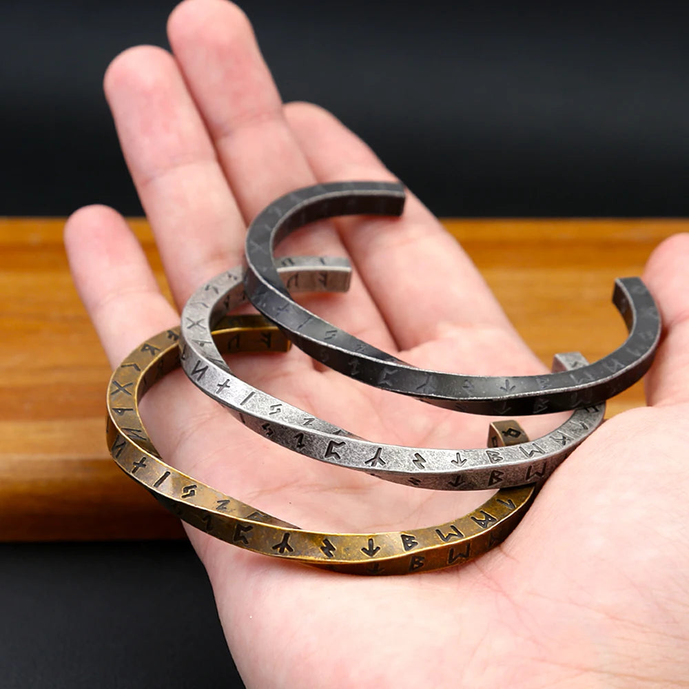 Runic Oath Arm Rings
