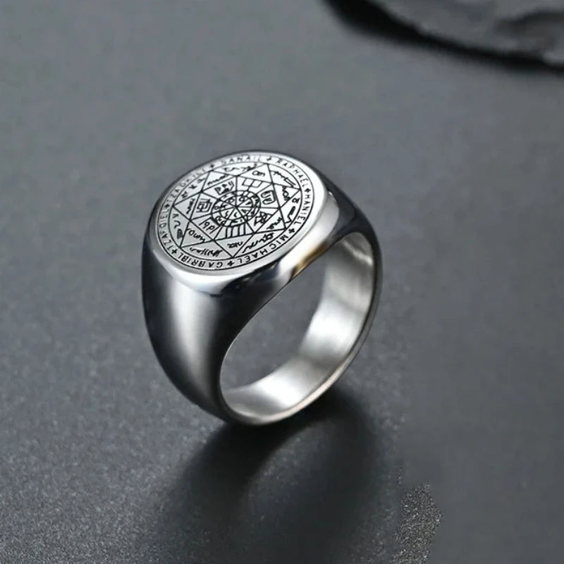 Key of Solomon Seal Signet Ring – 18K Gold Plated