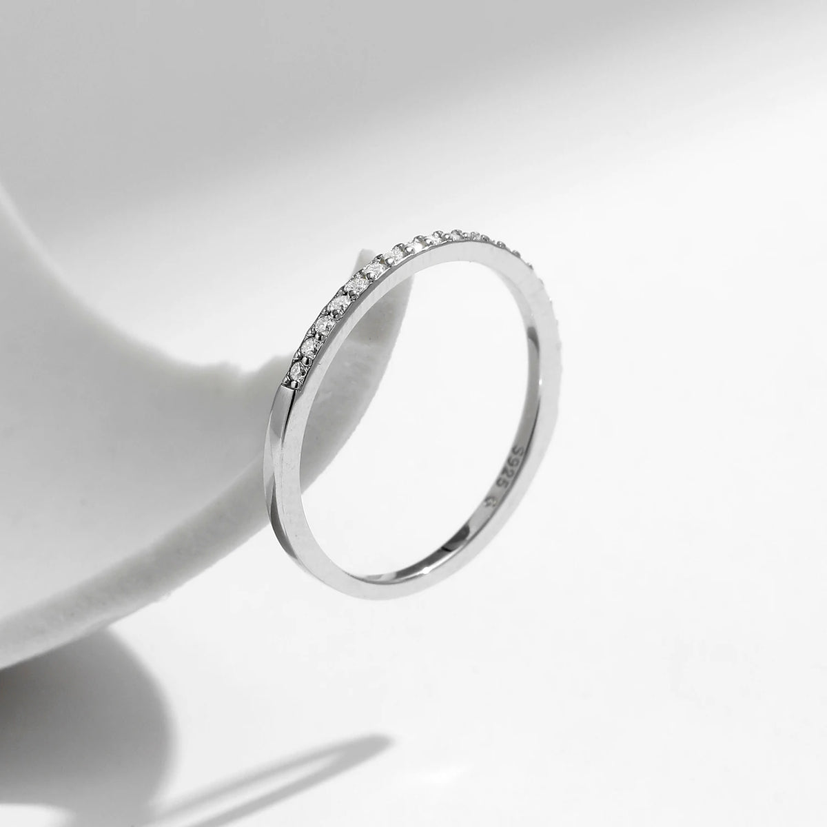The Eternal Spark Band 925 Sterling Silver