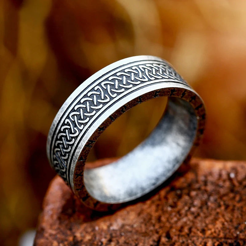 Nordic Knot Rune Ring
