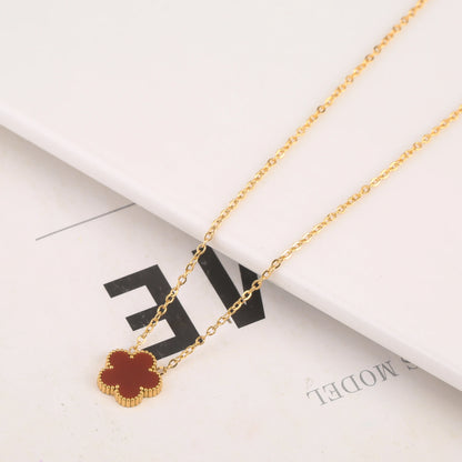 Clover Pendant Necklace