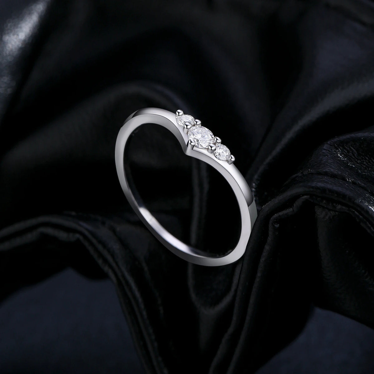 Graceful Trio Ring 925 Sterling Silver and Moissanite
