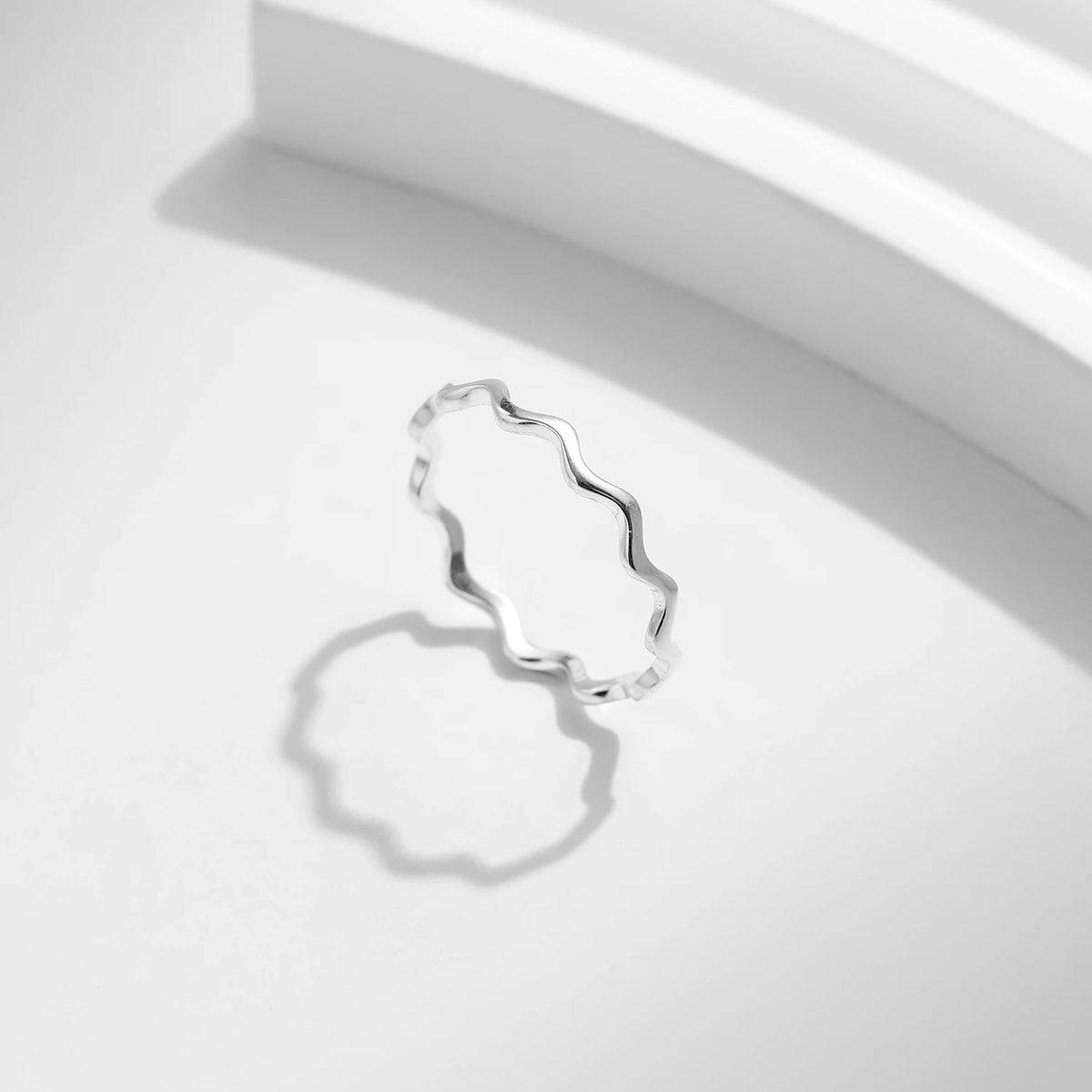 The Wave Ring 925 Sterling Silver